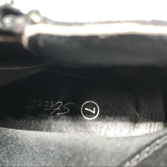 NWOT Heels - Picture 3 of 5